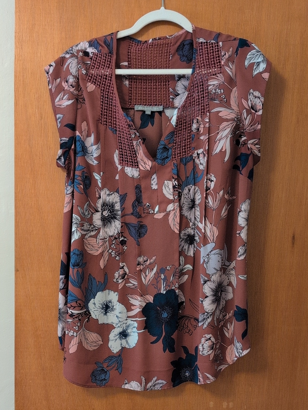 Daniel Rainn Dusty Rose Floral V-Neck Crochet Yoke Blouse